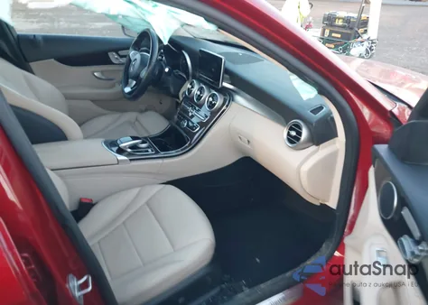 2016 Mercedes-Benz C 300 from USA, damaged, VIN 55SWF4JBXGU167542